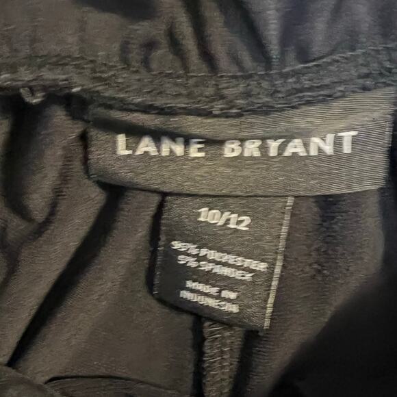 Lane Bryant Black Wide Leg Pull On Style Culott Pants Size 10/12 - Picture 3 of 8